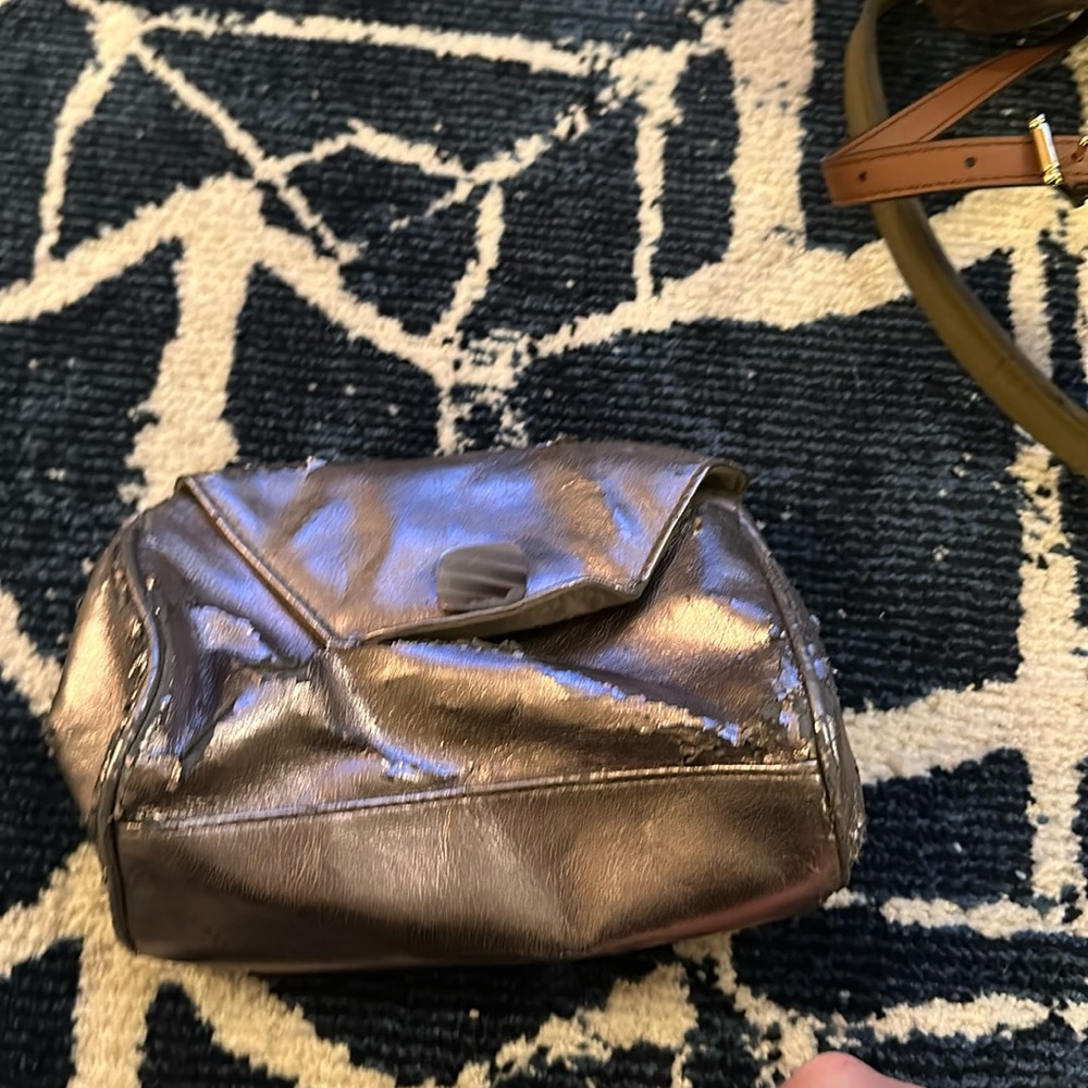 The Body Shop small makeup bag